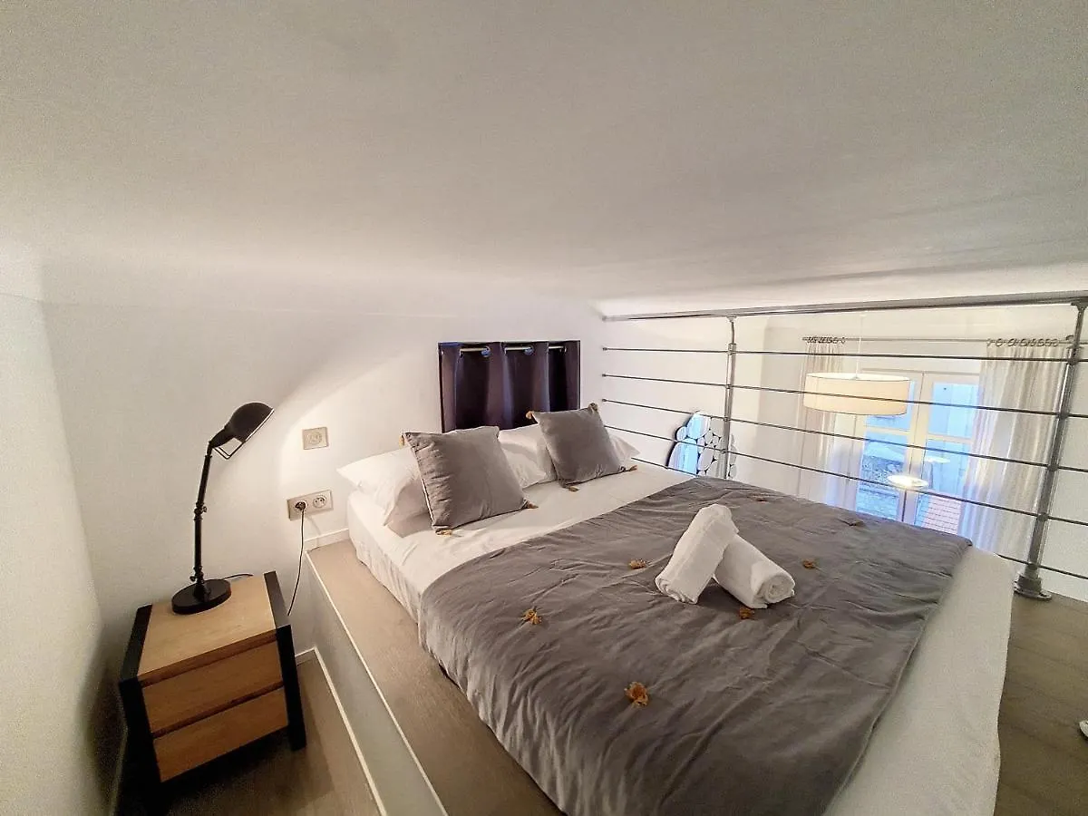 Nestor&Jeeves - Les Cypres - Central - Very Close Sea Nice