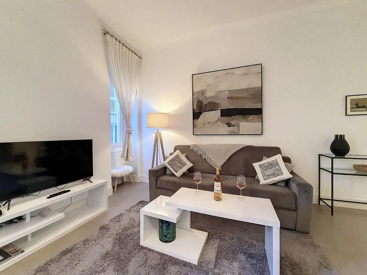Nestor&Jeeves - Les Cypres - Central - Very Close Sea Nice Apartment